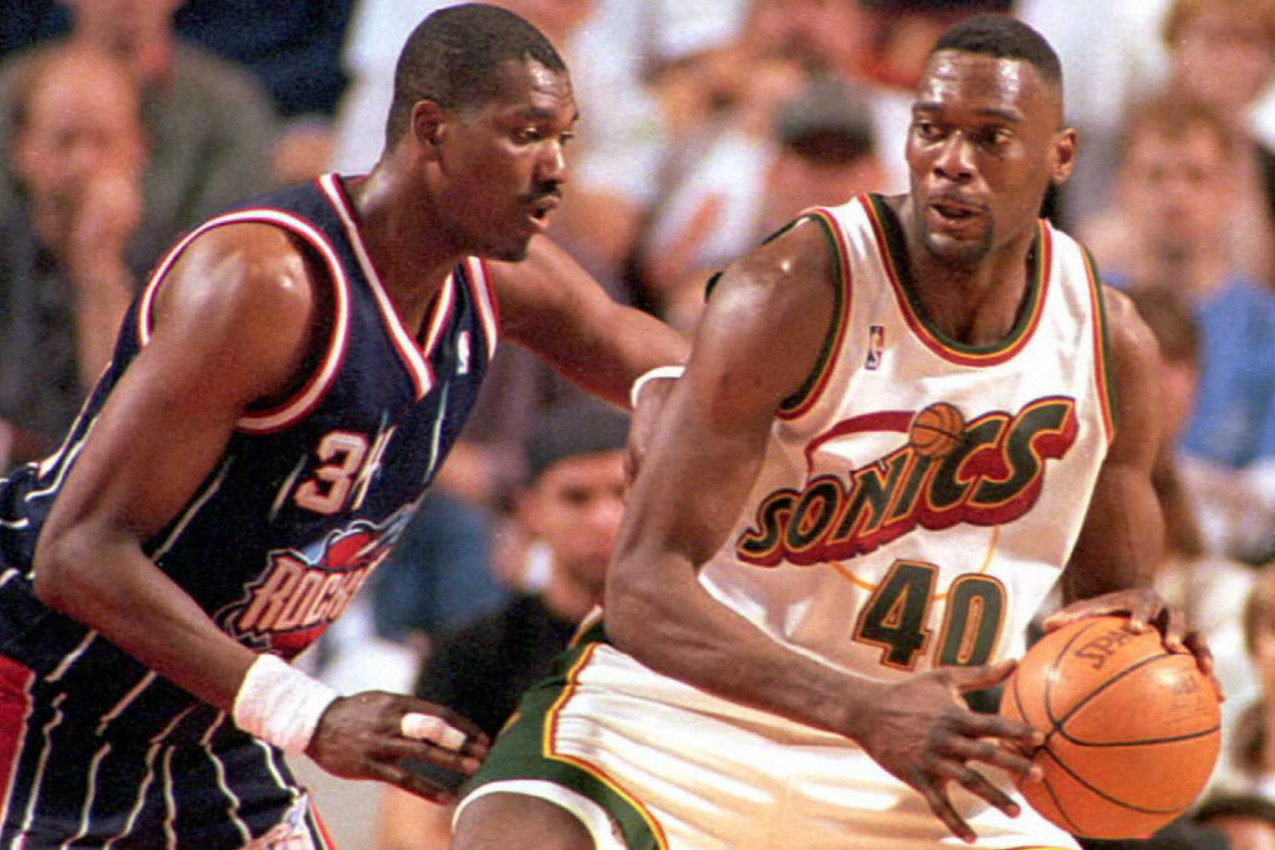 SKANDAL EPSKIH RAZMERA: NBA legendi preti DUGOGODIŠNJA ROBIJA - PUCAO na dva muškarca na parkingu?! (VIDEO) SKANDAL EPSKIH RAZMERA: NBA legendi preti DUGOGODIŠNJA ROBIJA - PUCAO na dva muškarca na parkingu?! (VIDEO)