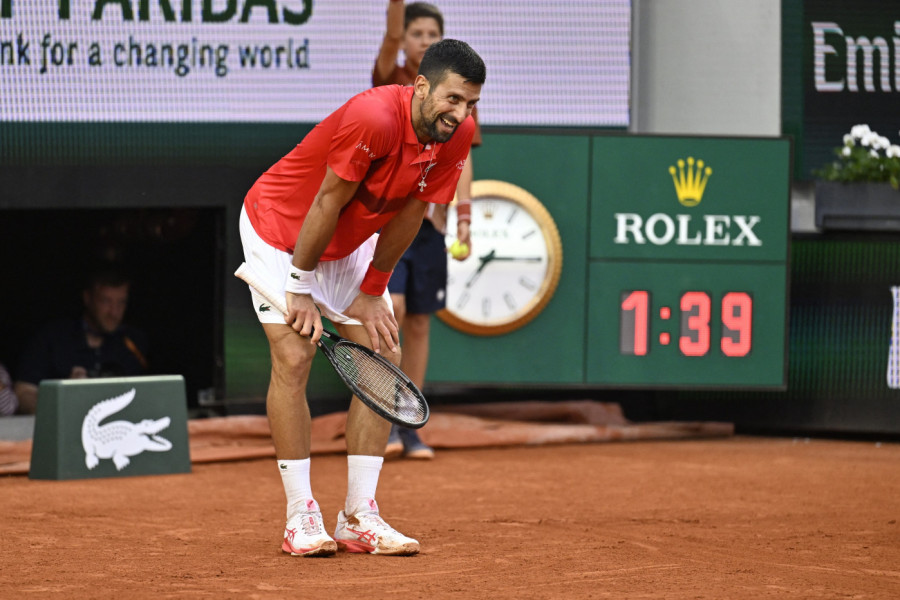 OVO JE POTEZ DANA NA ROLAN GAROSU: Ceo stadion skočio, čak je i Novak ostao u čudu