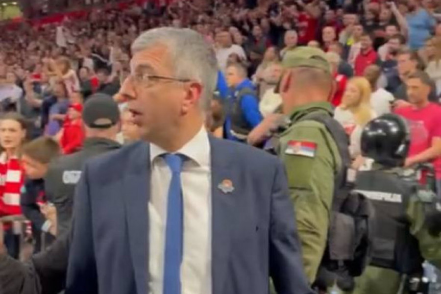 TIM MENADŽER BUDUĆNOSTI VILENEO PO ARENI: Psovao igrače Zvezde Meridianbet, pa ga uprava crveno-belih spašavala! (VIDEO)