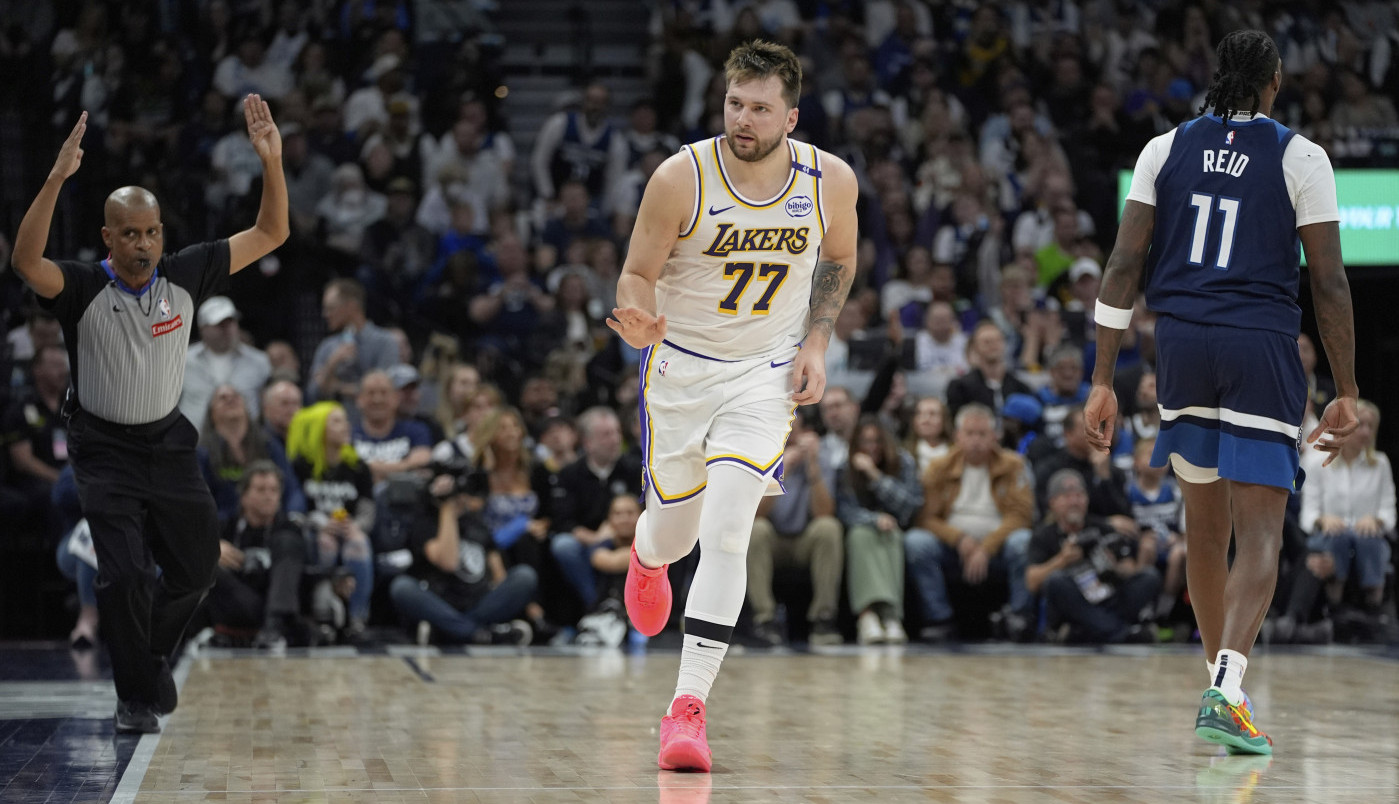 DONČIĆ BRUTALAN U NBA LIGI! Evo šta se desilo na meču sa Golden Stejtom DONČIĆ BRUTALAN U NBA LIGI! Evo šta se desilo na meču sa Golden Stejtom