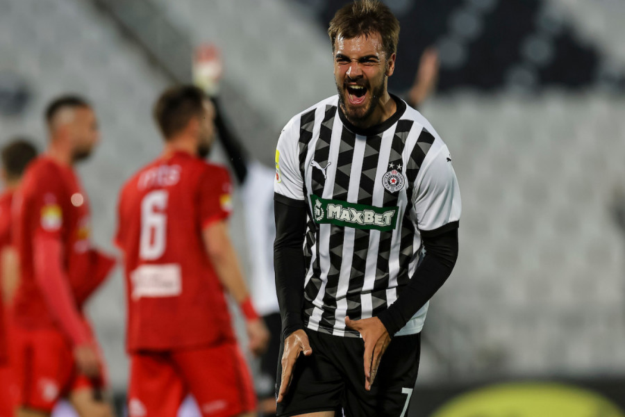 "PRED DERBI SAM SPAVAO KAO BEBA!": Prvotimac crno-belih NIKAD BRUTALNIJI o sezoni u Superligi Srbije!