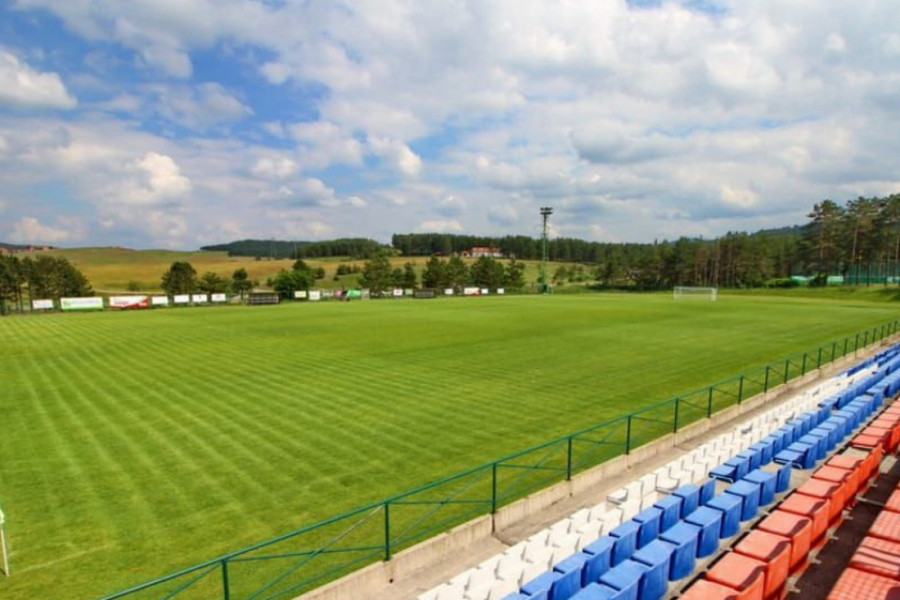 PO DRUŠTVENIM MREŽAMA SE ŠIRI SAOPŠTENJE IGRAČA: Sportski direktor nekadašnjeg superligaša je dao svoj komentar!