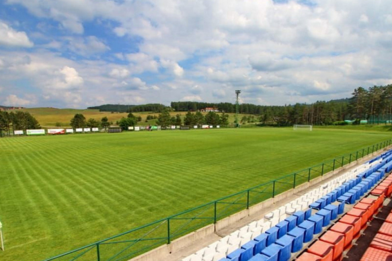 PO DRUŠTVENIM MREŽAMA SE ŠIRI SAOPŠTENJE IGRAČA: Sportski direktor nekadašnjeg superligaša je dao svoj komentar!