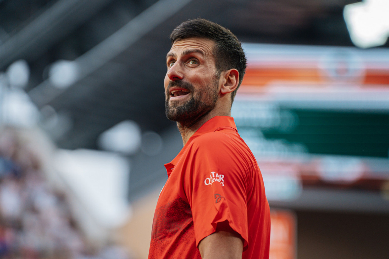 OVAKO NOLE NAZDRAVLJA: Đoković podigao čašu kao trofej i postao suvlasnik čuvenog brenda! (VIDEO) OVAKO NOLE NAZDRAVLJA: Đoković podigao čašu kao trofej i postao suvlasnik čuvenog brenda! (VIDEO)