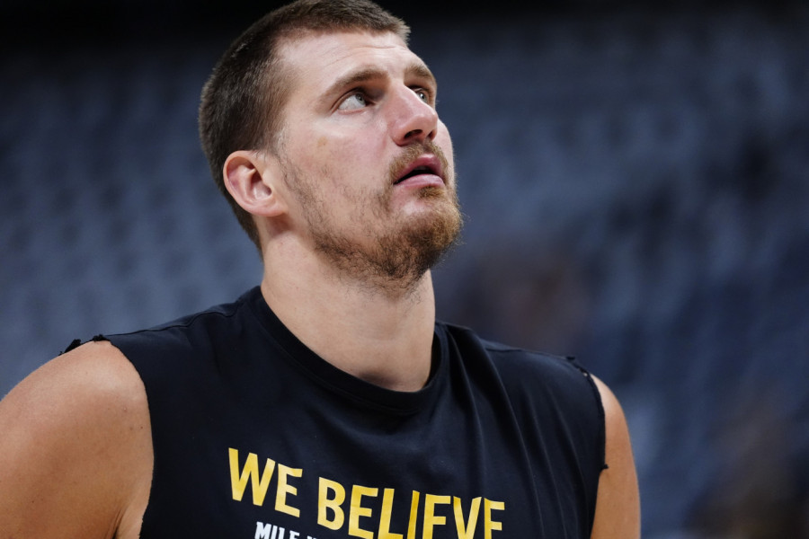 NE MOŽE U SVEMU DA BUDE NAJBOLJI! U ovo niko NE VERUJE: Jokić ne igra već 13 dana, a ISPRED SVIH JE?!