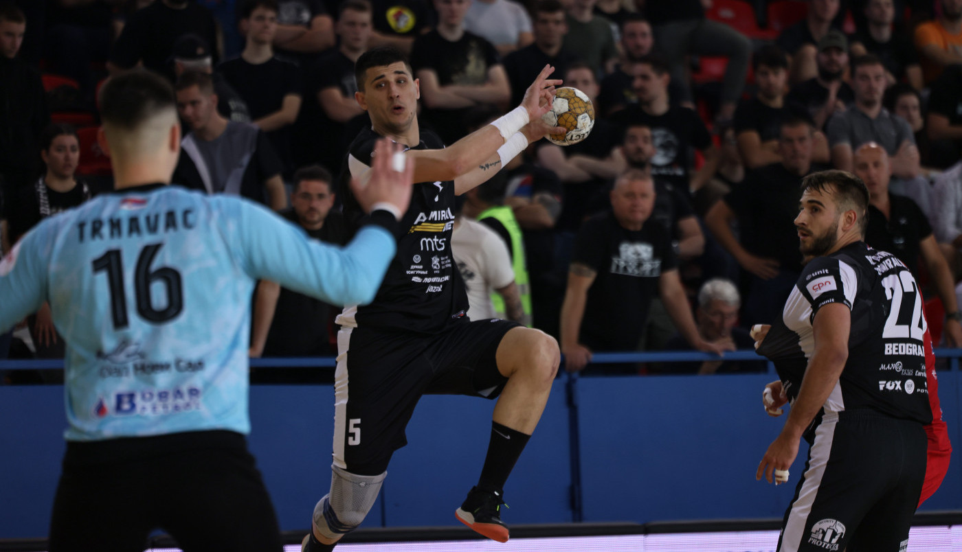 PARTIZAN ADMIRALBET NA KORAK OD TITULE POSLE 12 GODINA: Crno-beli slavili, Vojvodina se HITNO oglasila!