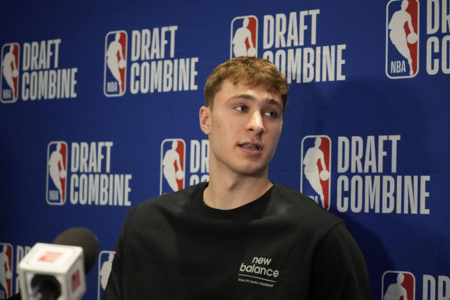 OBRĆE MILIONE I PRE NBA LIGE! Najveći košarkaški talenat već ima ogromno bogatstvo!