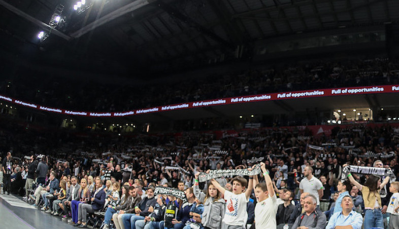 GROBARI SE ZBOG ZVEZDE PRISETILI NAJBOLNIJE RANE: Ovaj put ne tuguju, već LIKUJU