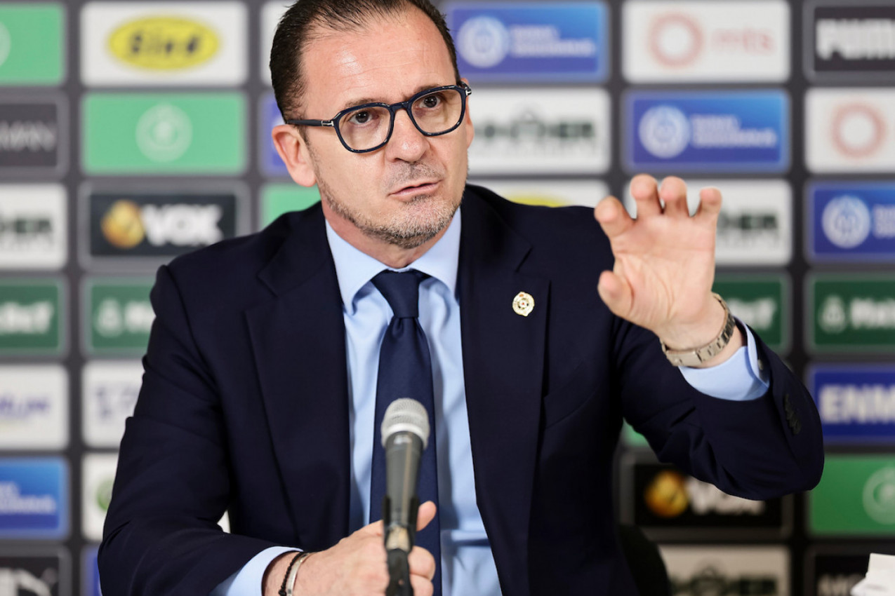 PEĐA MIJATOVIĆ NA RUCI NOSI PENTHAUS: Jedan detalj na čelniku Partizana još niko nije primetio! (FOTO)