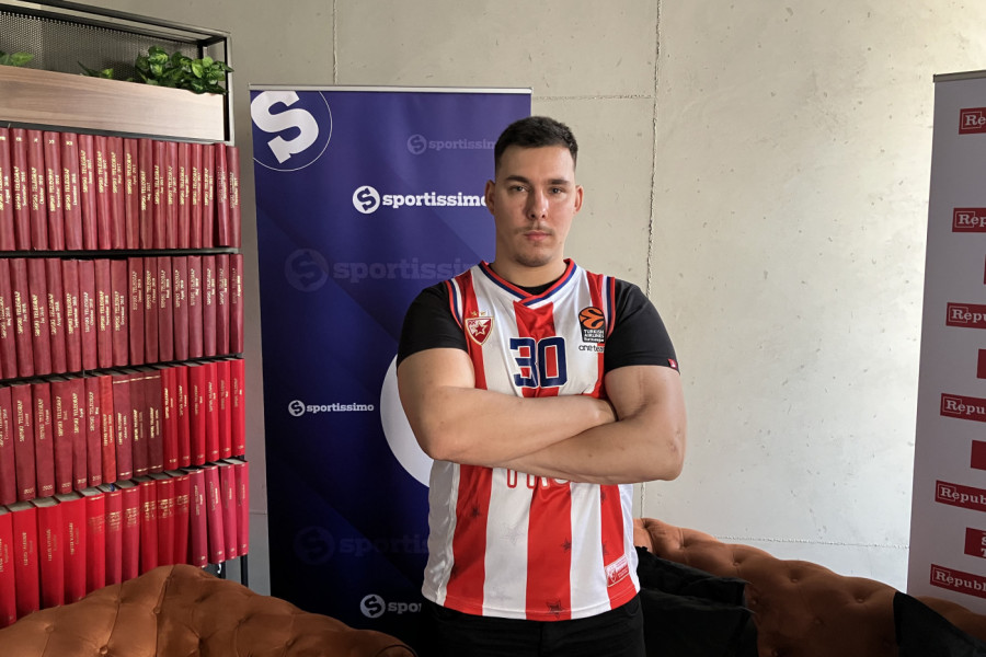 "PREVARILA ME DEVOJKA, SHVATIO SAM DA JE SAMO ZVEZDA LJUBAV": Nikola osvojio dres Filipa Petruševa, pa otkrio zanimljivu anegdotu! (FOTO,VIDEO)