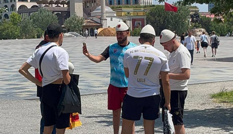 SPORTISSIMO U NAVIJAČKOM OSINJAKU ALBANACA: Šetali su, sedeli po kafićima, a onda ŠOK REAKCIJA kada su nas videli (FOTO, VIDEO)