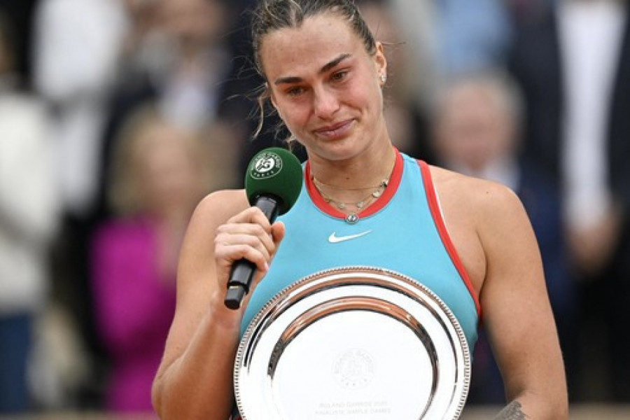 SRCEPARAJUĆE SCENE NA ROLAN GAROSU: Sabalenka nikad emotivnija nakon bolnog PORAZA u finalu (VIDEO)