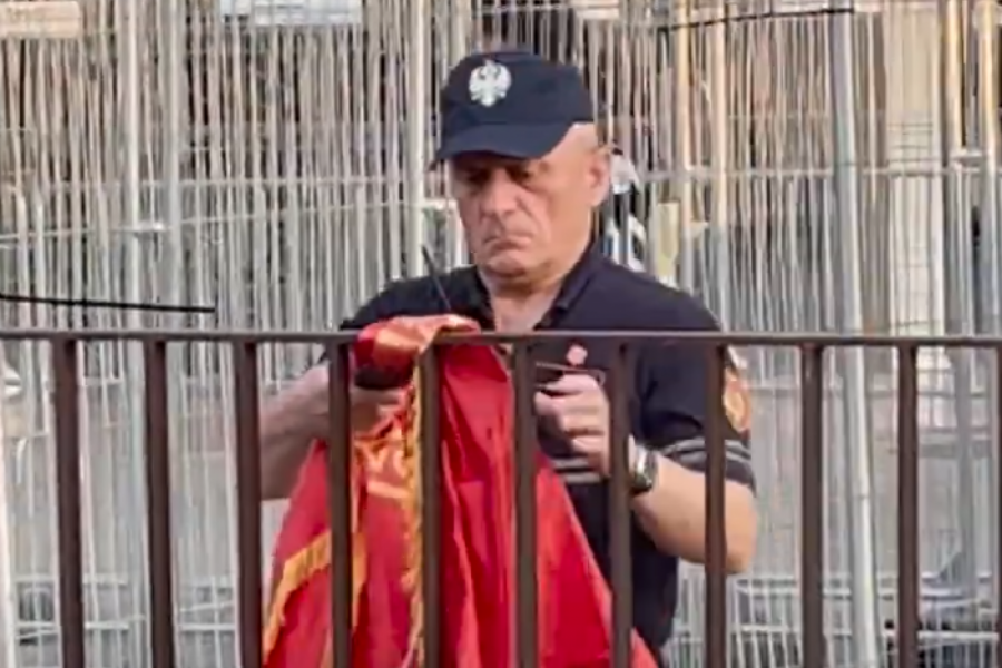 OVAKO ALBANSKA POLICIJA "OBAVLJA" SVOJ POSAO! Pogledajte čudnu scenu pred meč (VIDEO)