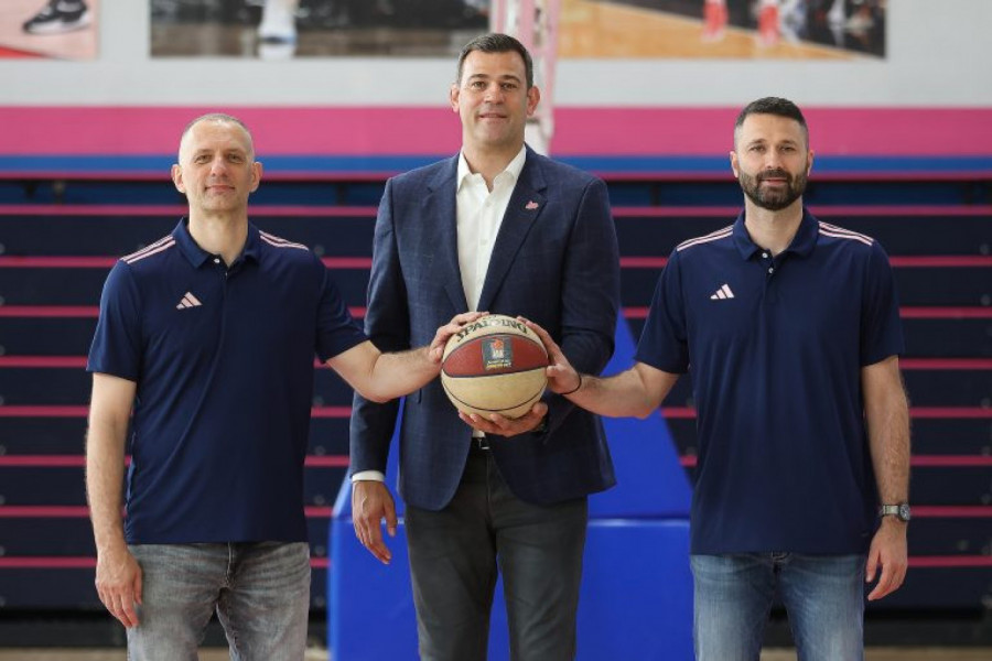 "OBRADOVIĆ JE PREPORODIO TIM": Oglasio se Vule Avdalović pred utakmicu Zvezda - Mega