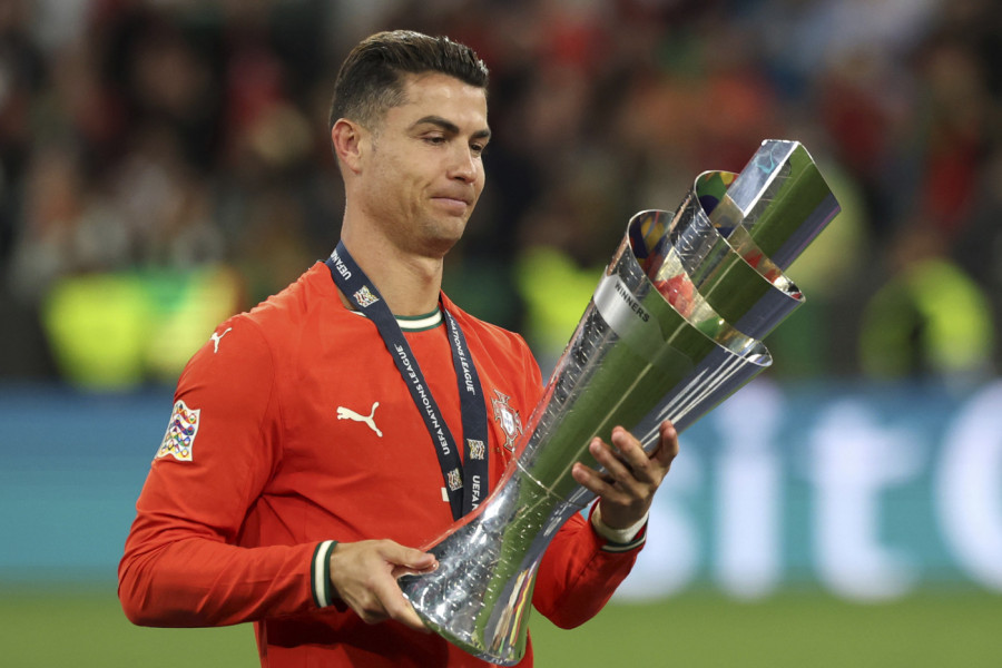 ON JE PROSTO NEZAUSTAVLJIV: Pogledajte majstorsku partiju Kristijana Ronalda, koji postiže het-trikove sa 40 godina! (VIDEO)