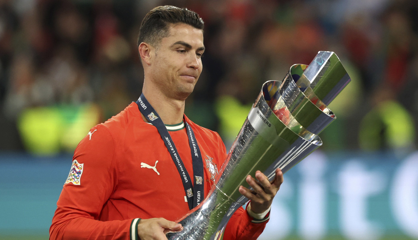 IDE TATINIM STOPAMA: Ronaldov sin pozvan u reprezentaciju! IDE TATINIM STOPAMA: Ronaldov sin pozvan u reprezentaciju!