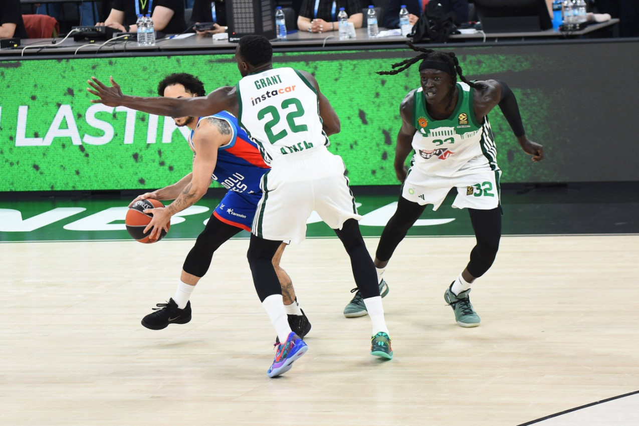 ZVEZDA MERIDIANBET DOVODI POJAČANJE: Igrač Panatinaikosa na meti crveno-belih! ZVEZDA MERIDIANBET DOVODI POJAČANJE: Igrač Panatinaikosa na meti crveno-belih!