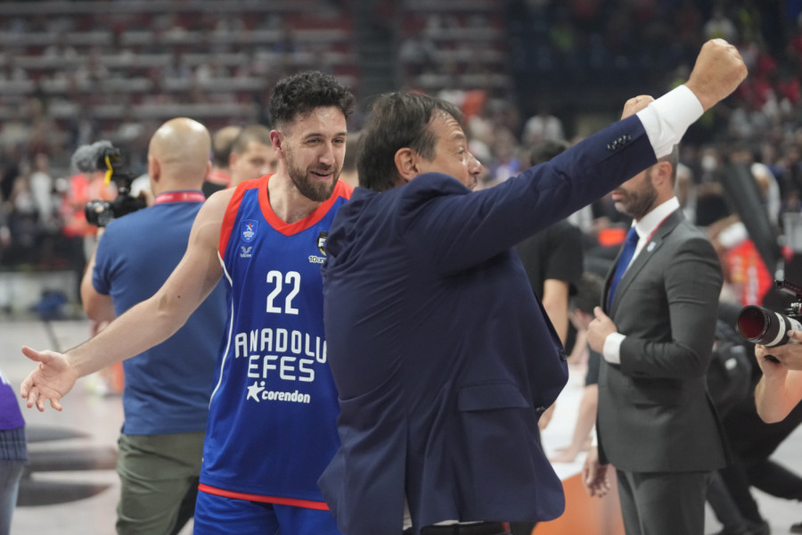 ATAMAN U EMISIJI UŽIVO OTKRIO PLANOVE VASILIJA MICIĆA: Sada je poznato da li će doći u Panatinaikos!
