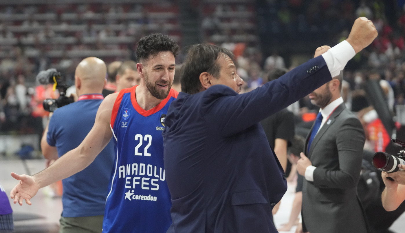 ATAMAN U EMISIJI UŽIVO OTKRIO PLANOVE VASILIJA MICIĆA: Sada je poznato da li će doći u Panatinaikos!