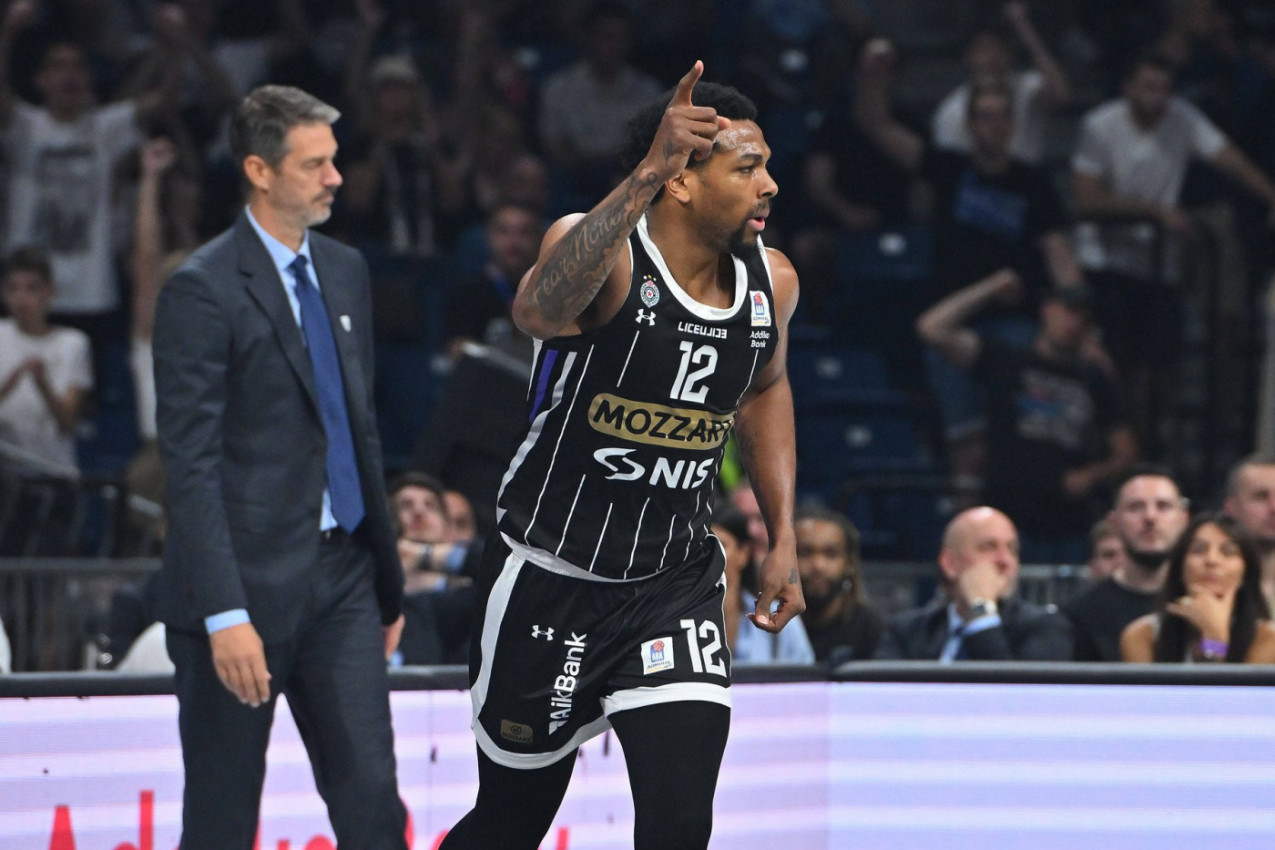 STERLING BRAUN PRESREĆAN NAKON TITULE: Proslavićemo kako dolikuje, pa sledeće sezone... STERLING BRAUN PRESREĆAN NAKON TITULE: Proslavićemo kako dolikuje, pa sledeće sezone...