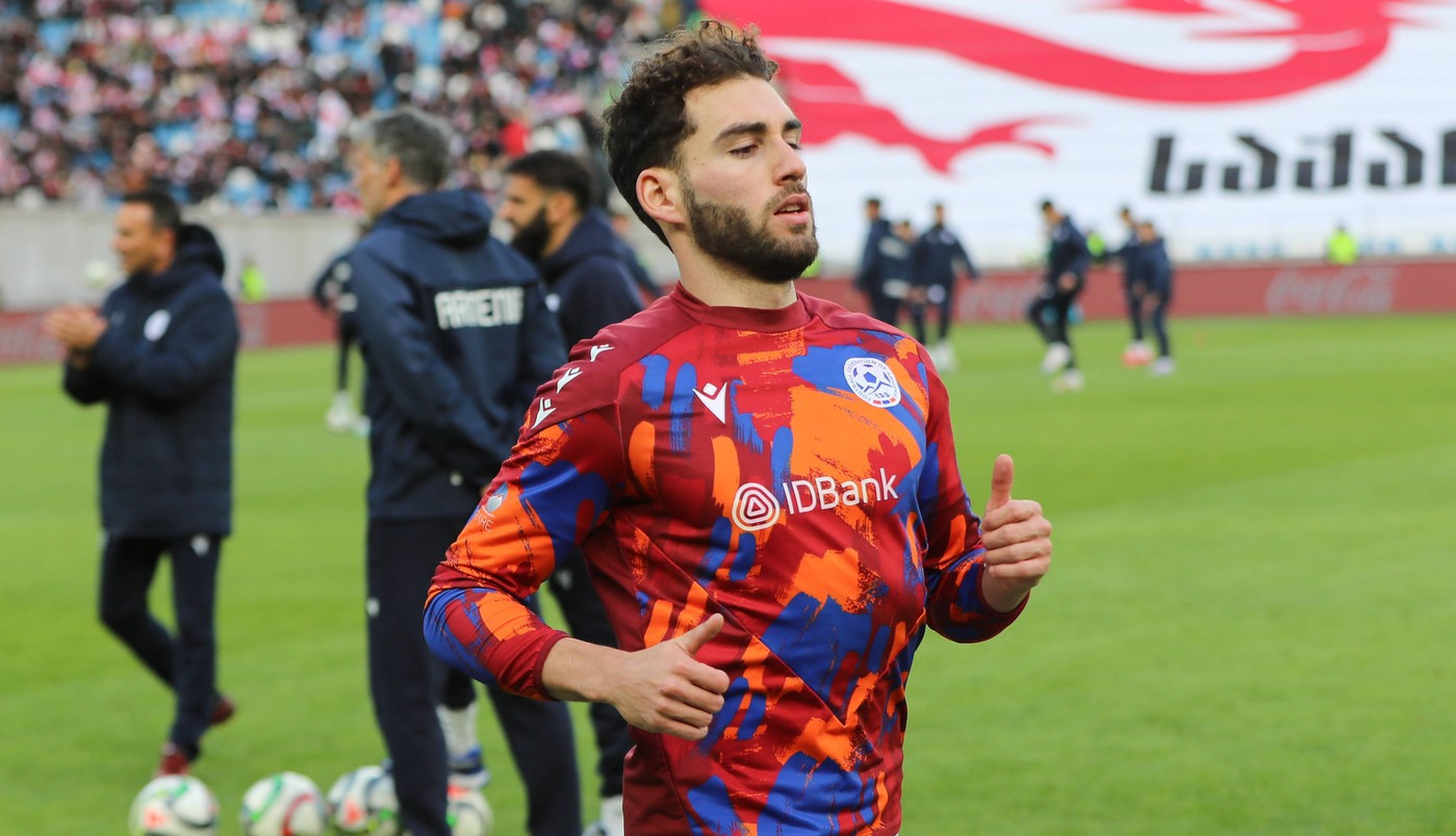 OGLASIO SE MENADŽER FUDBALERA KOJI STIŽE U ZVEZDU! Otkrio do sada nepoznate detalje! OGLASIO SE MENADŽER FUDBALERA KOJI STIŽE U ZVEZDU! Otkrio do sada nepoznate detalje!