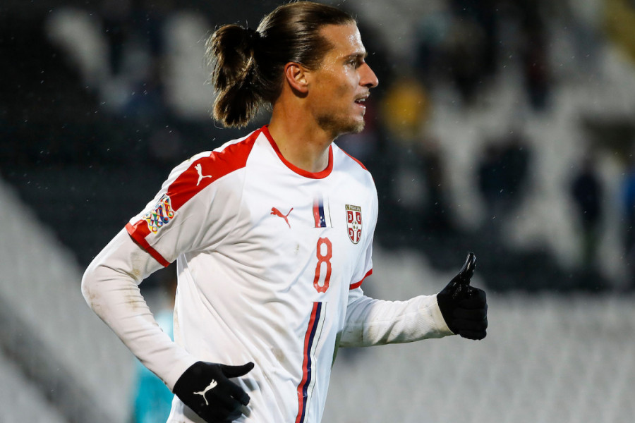 ŠTA MU SE OVO DESILO?! NEPREPOZNATLJIV? Aleksandar Prijović UHVAĆEN u izlasku u centru Beograda! (FOTO)