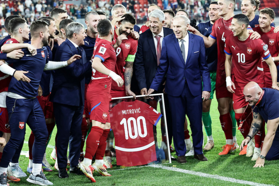 DIKA STOJANOVIĆ ISHVALIO MITROVIĆA, PA PROGOVORIO O PIKSIJU: Nije mala stvar nadmašiti Ivicu Osima!
