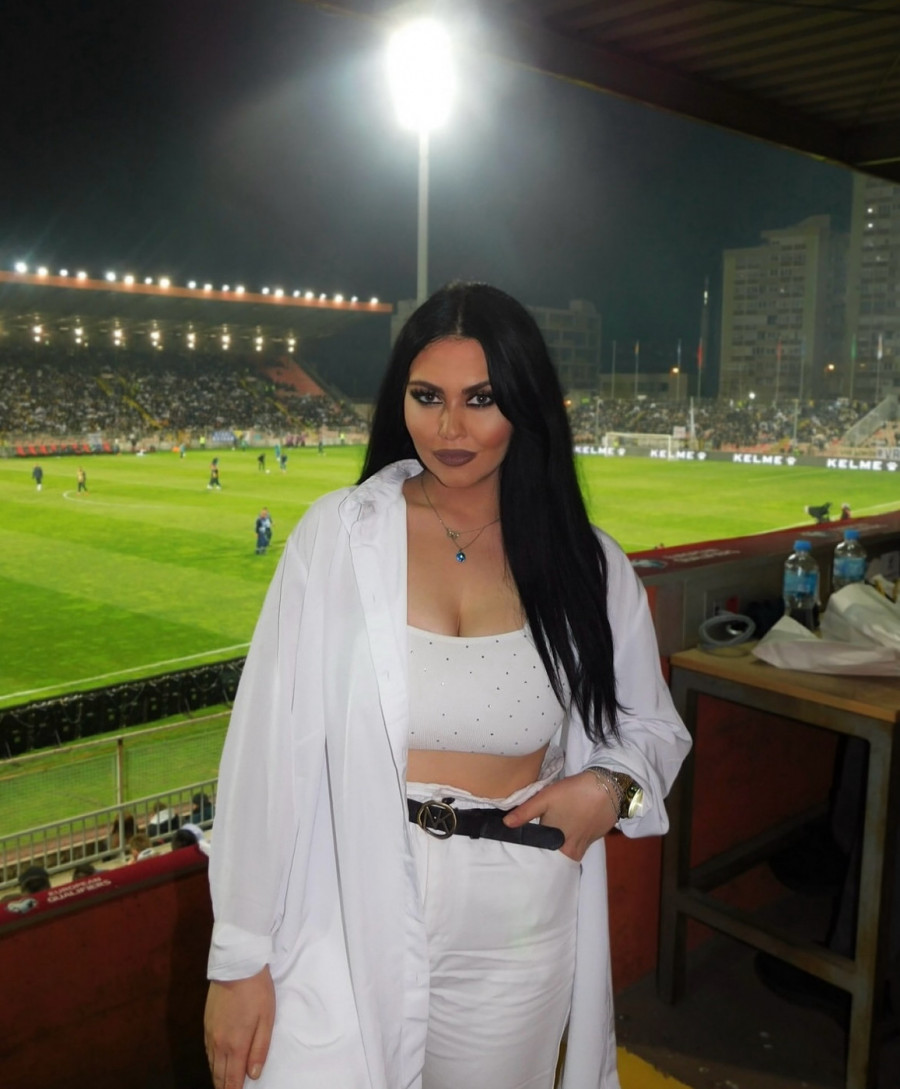 Bez nje fudbal u BiH ne bi bio isti. Devojka čiji pogled topi i najtvrđa srca