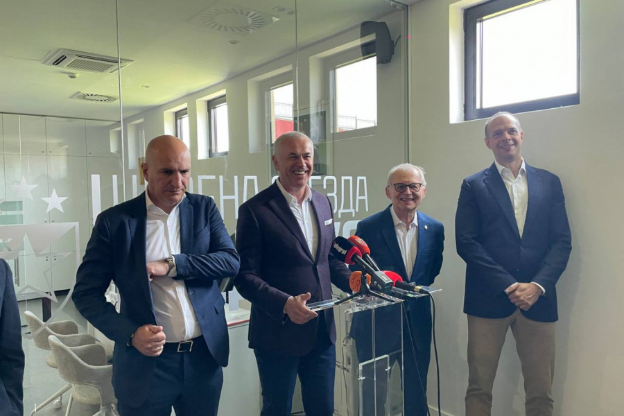 SPORTISSIMO PAPARACO: Evo gde je uprava Zvezde pred proslavu titule (FOTO)