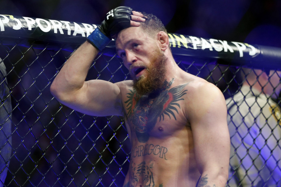 PONOVO U CENTRU SKANDALA! Mekgregor NOKAUTIRAO čoveka u klubu - Uznemirujući snimak kruži društvenim mrežama (VIDEO)