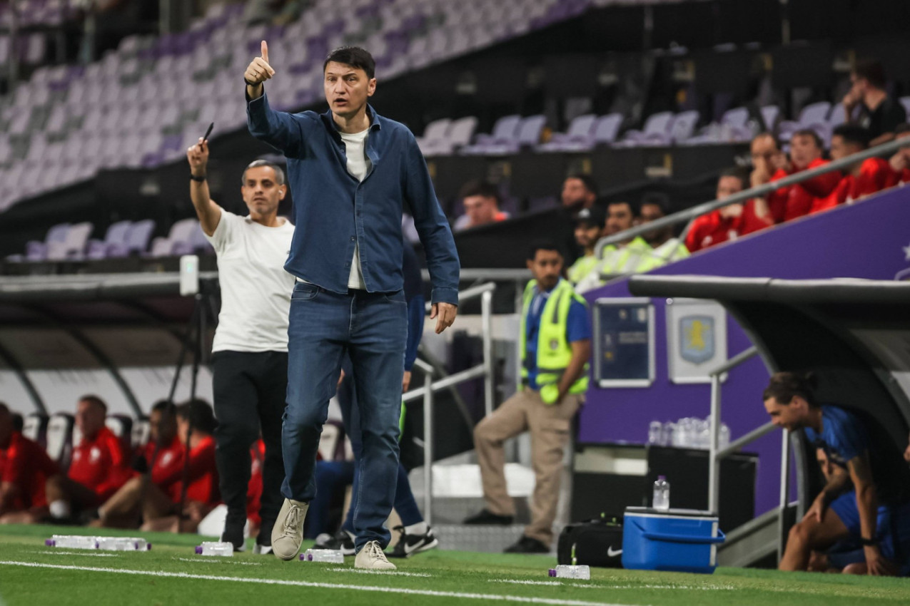 PREVIŠE IH SMO IH POŠTOVALI! Vladimir Ivić nakon petarde: Znamo s kim smo igrali PREVIŠE IH SMO IH POŠTOVALI! Vladimir Ivić nakon petarde: Znamo s kim smo igrali