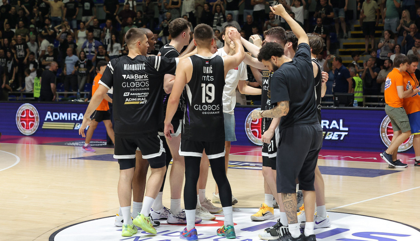NA OVO SU ČEKALI VIŠE OD JEDNE DECENIJE: Partizan na severu Srbije traži trijumf za titulu - evo gde možete pratiti gostovanje crno-belih u Subotici!