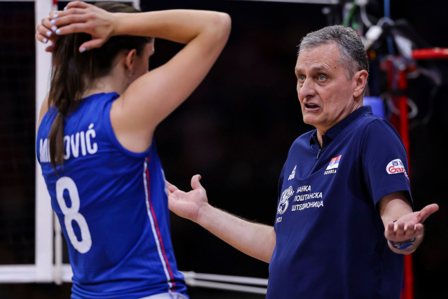 "NISMO NI ZASLUŽILI POBEDU!" Selektor Terzić otkrio šta je GLAVNI UZROČNIK poraza srpskih odbojkašica, pa spomenuo i Tijanu Bošković! (VIDEO)