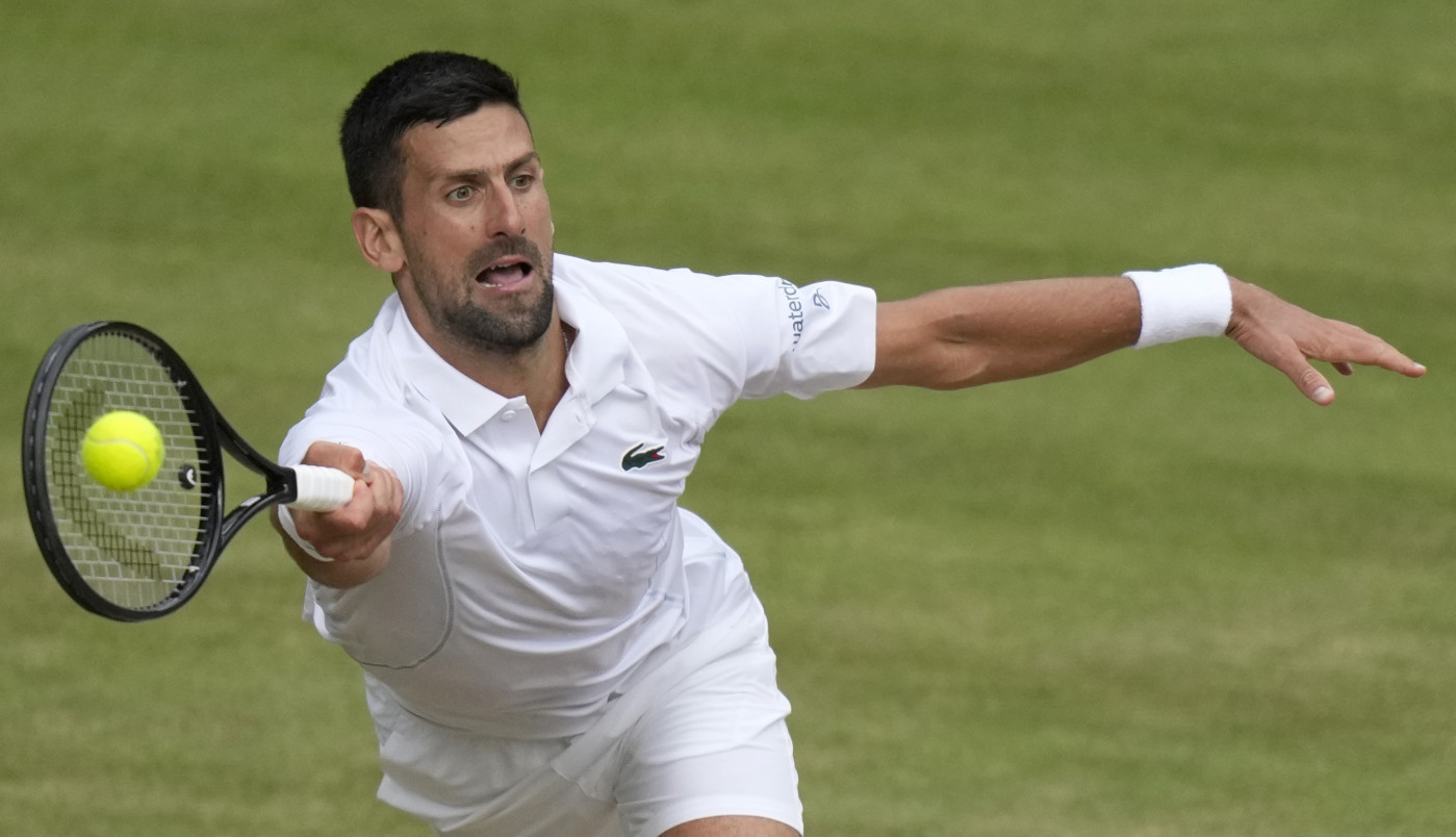 NOVI ĐOKOVIĆEV IZBOR ĆE VAS IZNENADITI: Novak otkrio sa kim se priprema za Vimbldon! (FOTO)