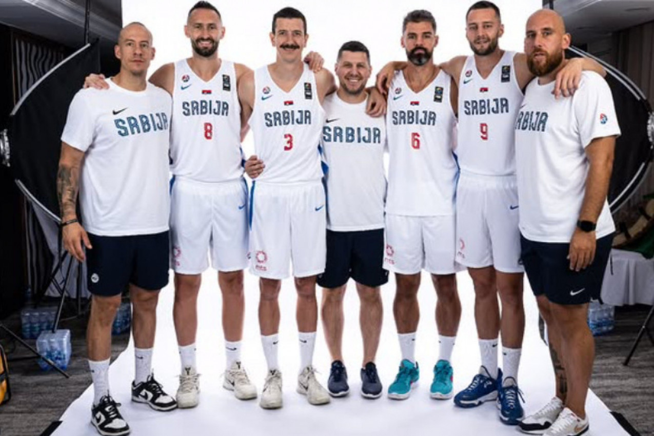ŠOK - KENGURI NADLETELI ORLOVE: Srbija izgubila od Australije i otežala sebi put ka odbrani svetskog trona!
