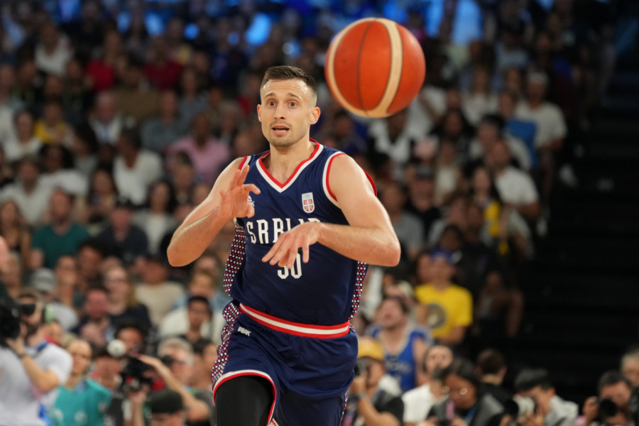 EVO KAKO SE ALEKSA AVRAMOVIĆ ODMARA OD NAPORNE SEZONE! Srbin posetio svetinju zbog posebnog razloga! (FOTO)