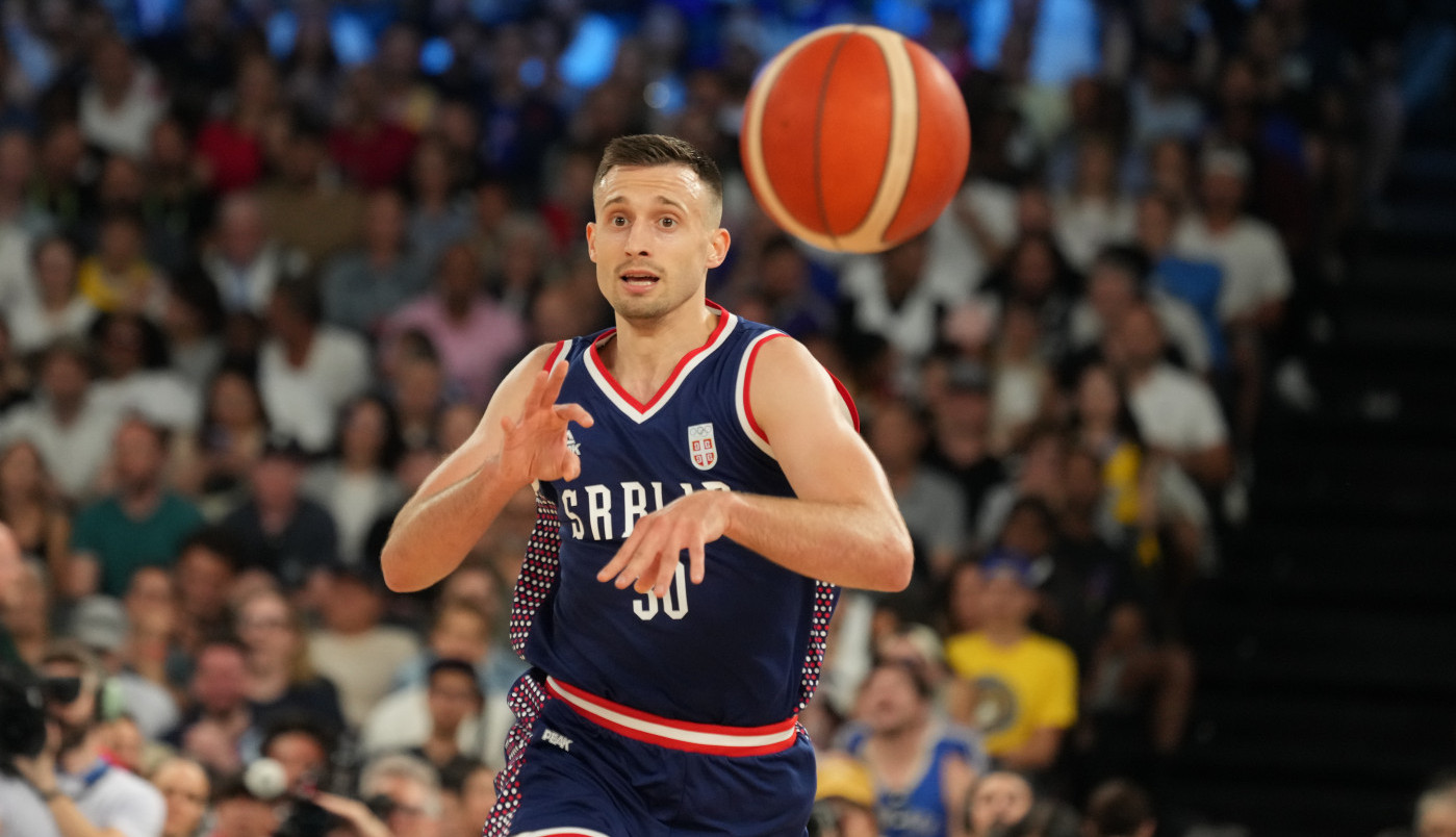 SMEH I KOŠARKA: Ovako se "orlovi" spremaju za Evrobasket! (VIDEO) SMEH I KOŠARKA: Ovako se "orlovi" spremaju za Evrobasket! (VIDEO)