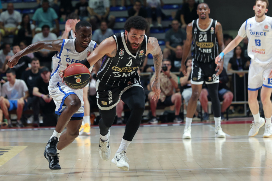 NBA STRUČNJAK ODUŠEVLJEN PARTIZANOM I NOVIM ASOM: "Šejk Milton, Džabari Parker... Imaju baš dobar tim"