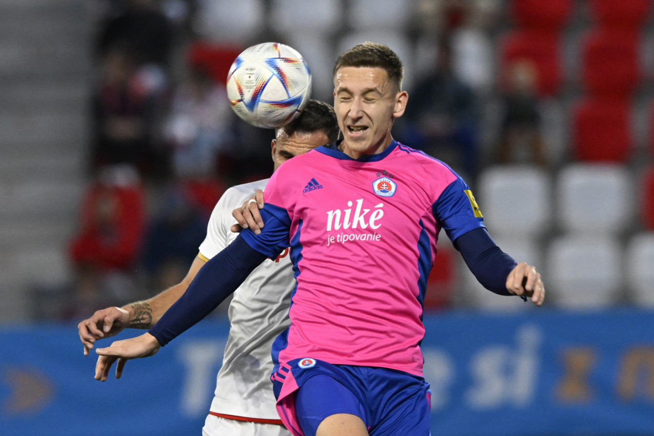 POZNAT NOVI KLUB NEKADAŠNJE MLADE NADE: Bivši igrač Partizana potpisuje u komšiluku! POZNAT NOVI KLUB NEKADAŠNJE MLADE NADE: Bivši igrač Partizana potpisuje u komšiluku!