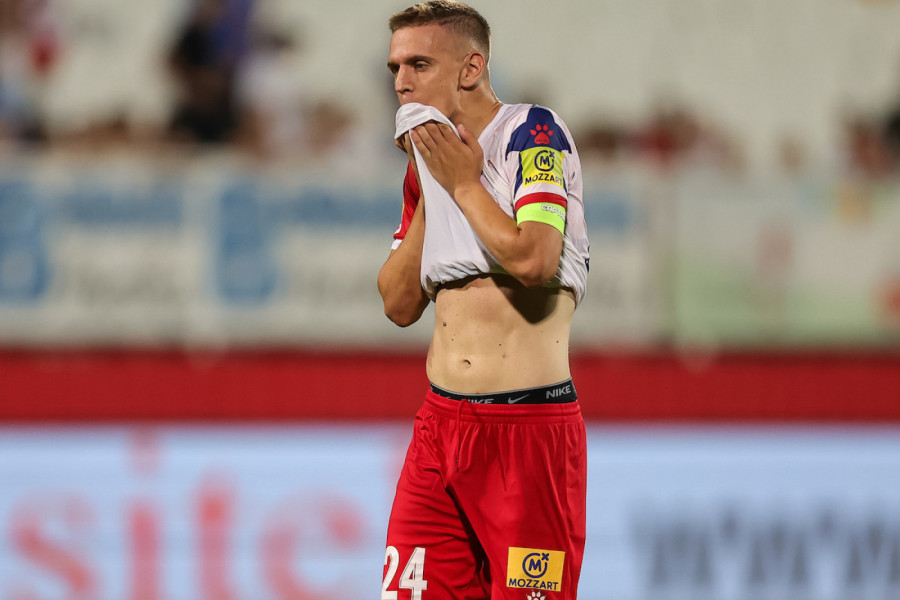 SRBIN JE TADA DAO GOL, PA STAO I RASPLAKAO SE NASRED TERENA: Sada je dobio najlepšu moguću vest!