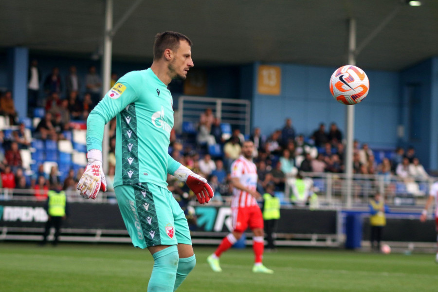 ŽELEZNIČAR ZAVRŠIO VELIKI POSAO: Bivši fudbaler Crvene zvezde produžio ugovor!