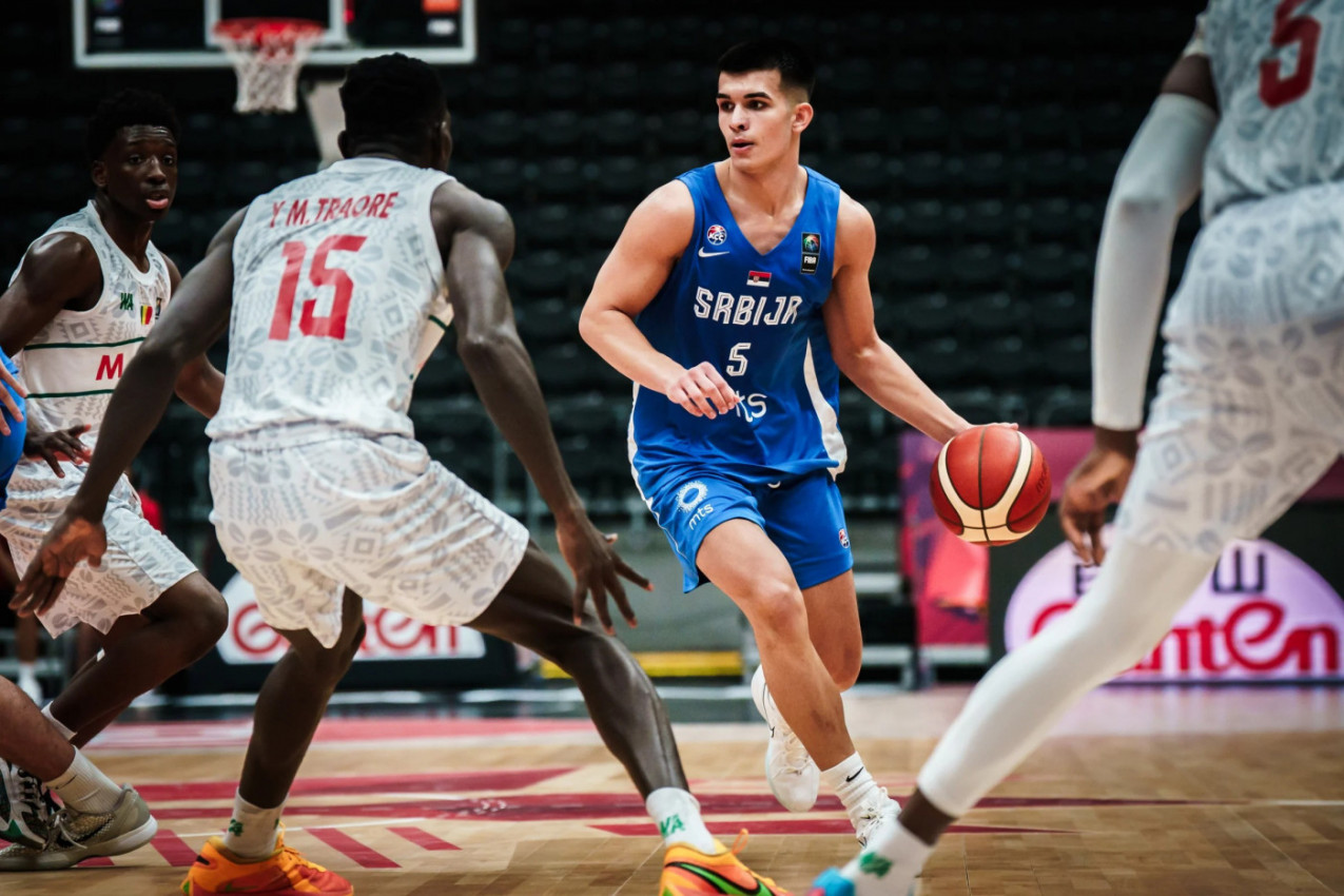 DREZGIĆ U TRANSU: Srbija preokrenula i slavila prvu pobedu na Mundobasketu DREZGIĆ U TRANSU: Srbija preokrenula i slavila prvu pobedu na Mundobasketu