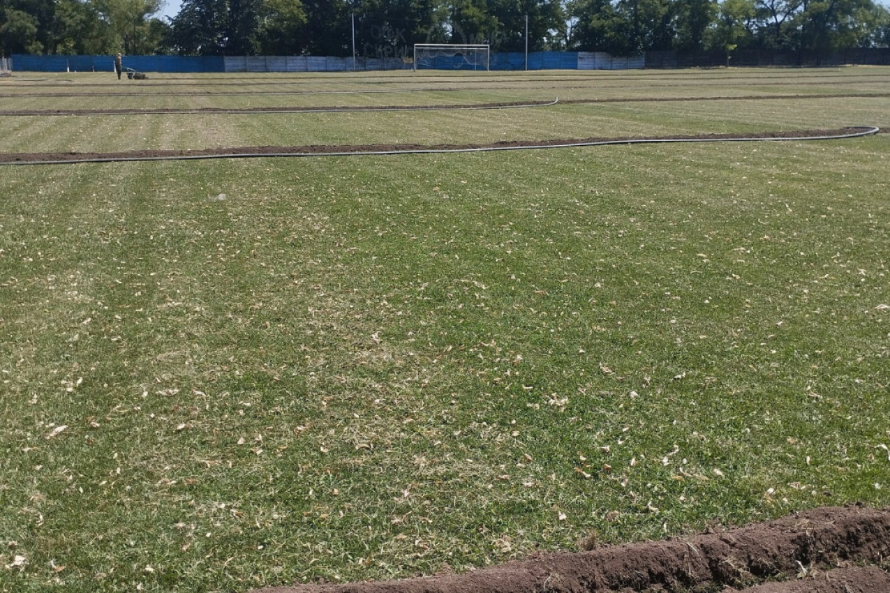 MILJKOVIĆ RAPORTIRA IZ SIRIGA: Rastanak sa trenerom i radovi na stadionu!