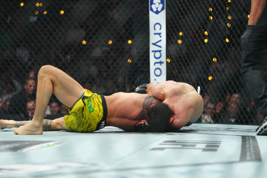 UFC 317 JE RAZREŠIO SVE DILEME: Od njega boljeg nema - Topurija oduvao Mahačeva! (FOTO)