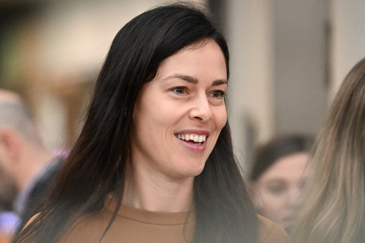 PRVO OGLAŠAVANJE ANE IVANOVIĆ POSLE RAZVODA ZA SRPSKE MEDIJE: Zanimljiva izjava Srpkinje! PRVO OGLAŠAVANJE ANE IVANOVIĆ POSLE RAZVODA ZA SRPSKE MEDIJE: Zanimljiva izjava Srpkinje!