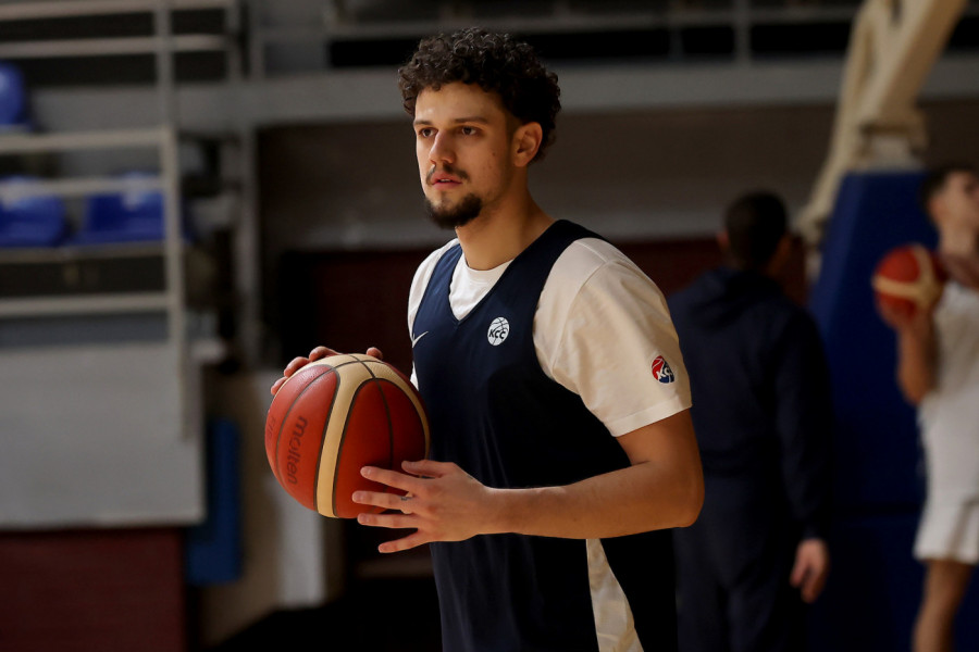UROŠ TRIFUNOVIĆ U NBA LIGI!
