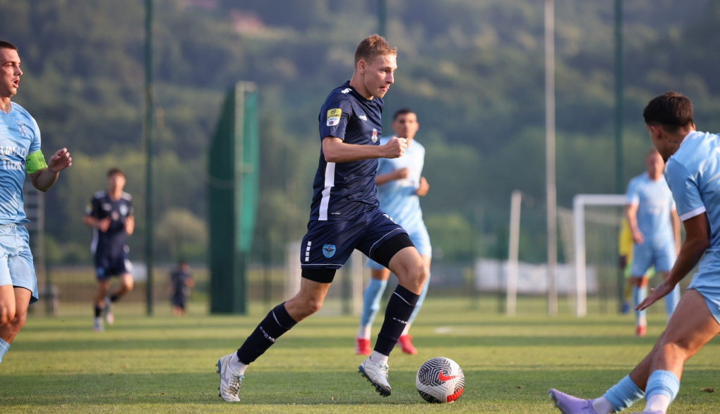 IDOL MU JE NEJMAR, IZA SEBE IMA TEŽAK PUT: Novi biser Železničara za Sportissimo o konkurenciji, izazovima i meču sa Partizanom!