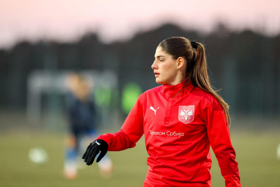 SPORTISSIMO SAZNAJE: Najperspektivnija srpska fudbalerka još tri godine u EVROPSKOM GIGANTU!