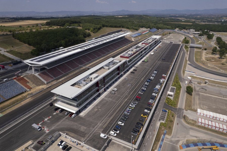 PUN GAS: Gorele su gume - Miljković zapalio Hungaroring!