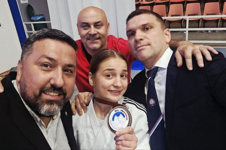 NIKOLINA JASIKOVAC NA EJOF! (FOTO GALERIJA)